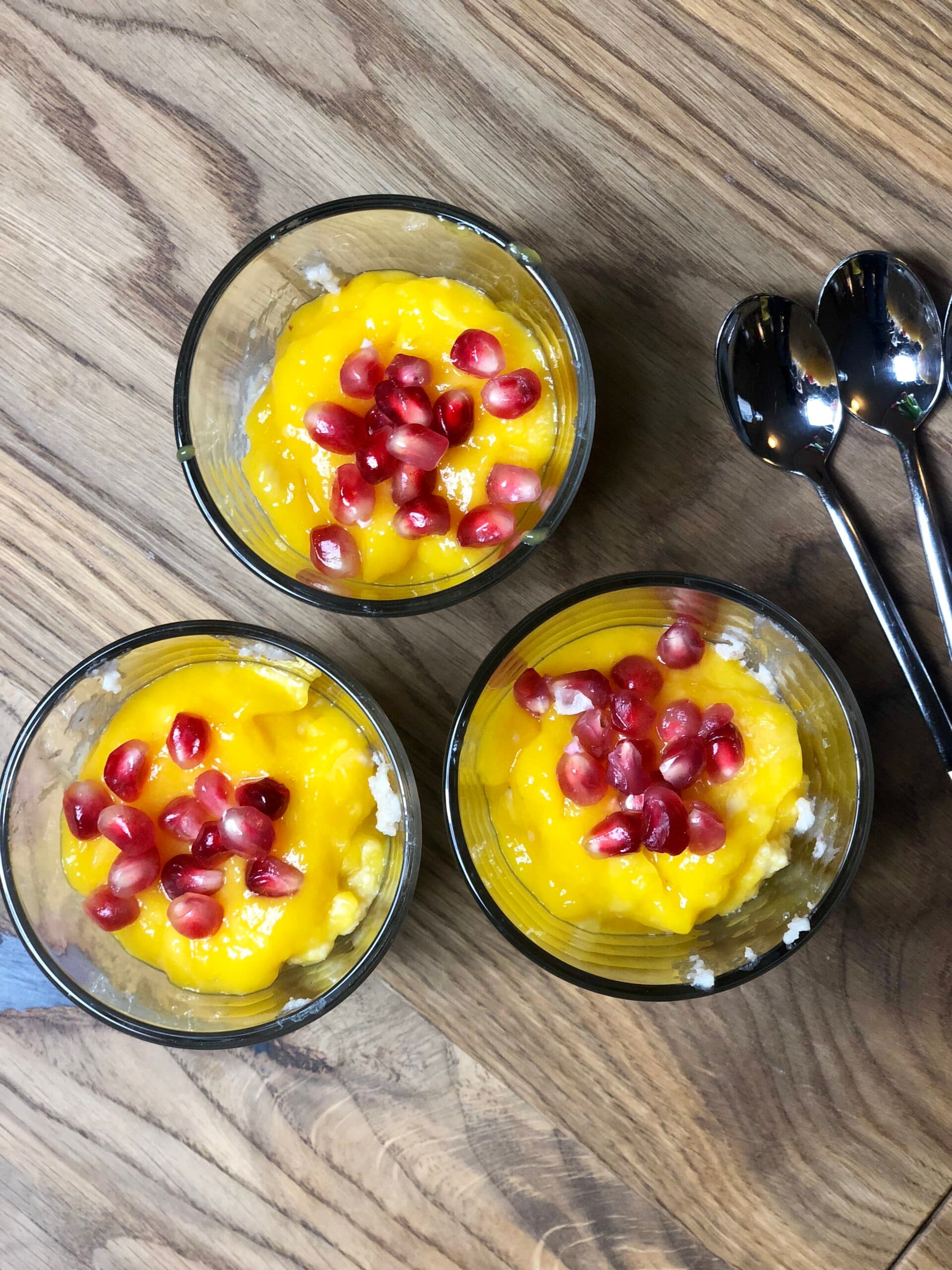 Przepis na pudding jaglany z sosem mango